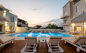 Ennea Suites-Null Suite
